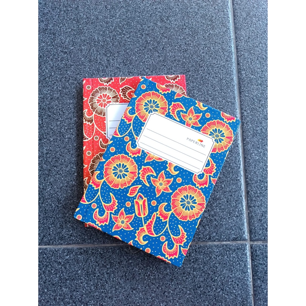 

BUKU BATIK HARD COVER OTAVO MEREK PAPERLINE 100 LEMBAR 1 PCS