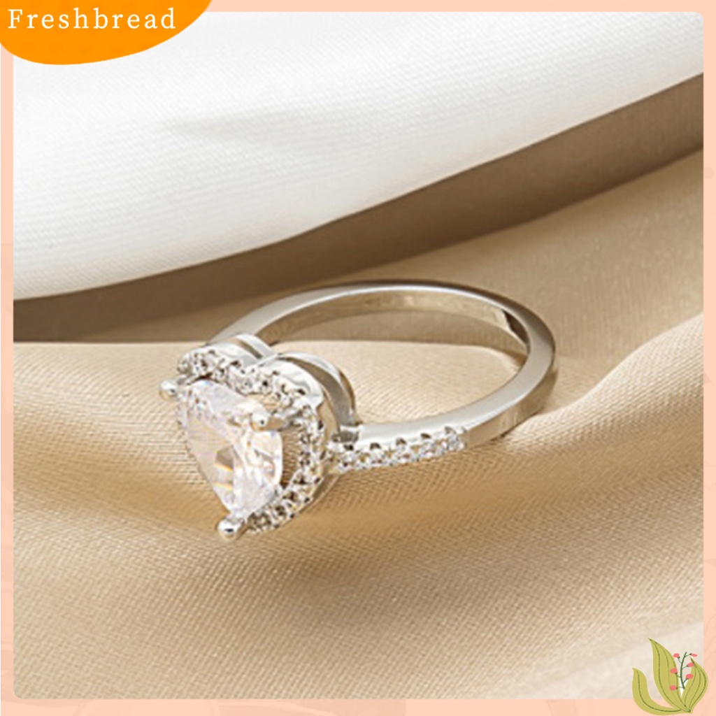 &lt; Freshbread &gt; Cincin Kawin Kepribadian Berlebihan Hadiah Valentine Glitter Cinta Hati Bertatahkan Berlian Imitasi Cincin Perhiasan Aksesori