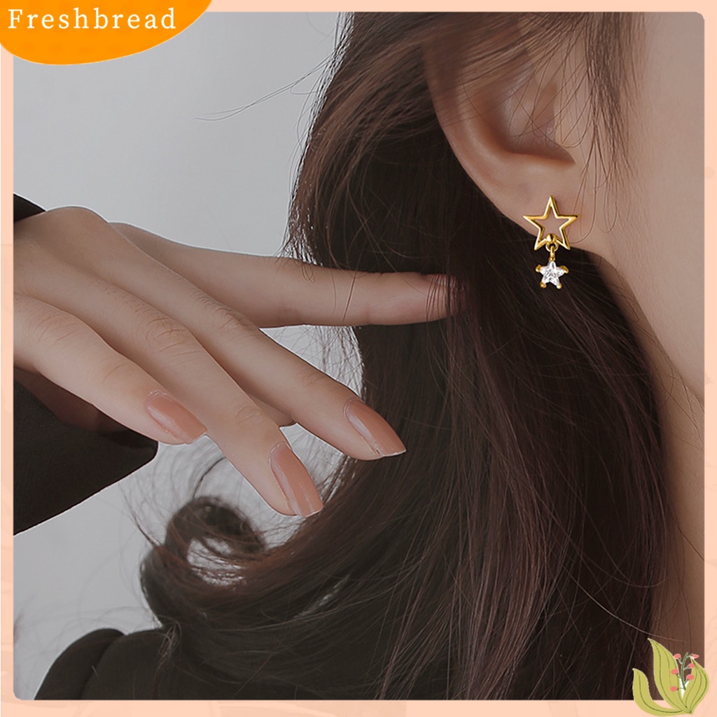 &lt; Freshbread &gt; 1pasang Ear Studs Rantai Bintang Berongga Rumbai Tidak Teratur Warna Emas/Perak Cubic Zirconia Tertanam Bintang Drop Anting-Anting Perhiasan Fashion