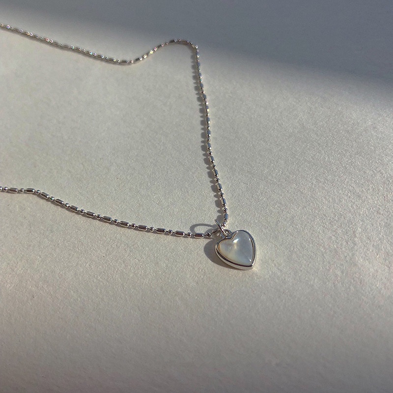 Kami Bunga Chic Glossy Moonstone Heart Pendant Kalung Untuk Wanita Gadis Perak Halus Tulang Selangka Rantai Kalung Fashion Perhiasan Aksesoris