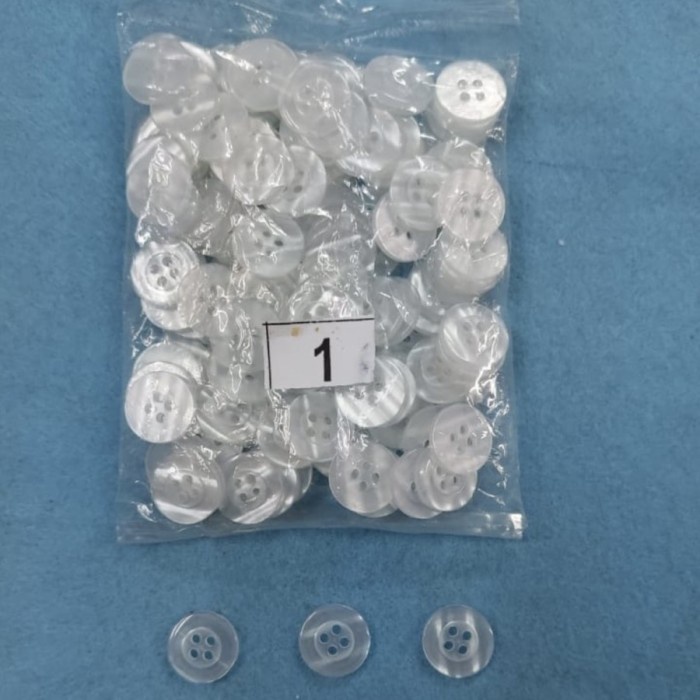 Kancing Safari 15mm , 1.5 cm isi 144pcs / kancing baju 4 lobang 15CM - PUTIH BENING _pb
