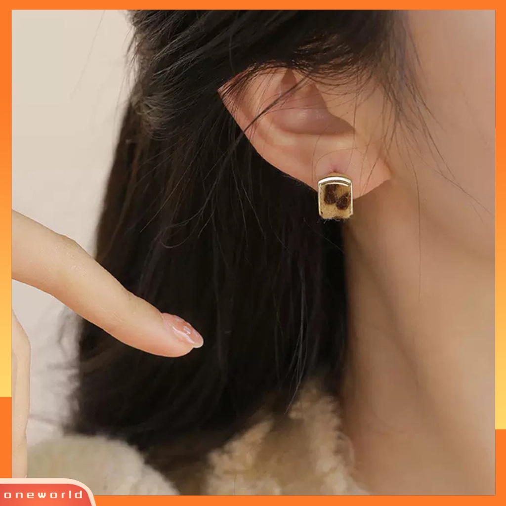 [EONE] 1pasang Anting Tusuk Gaya Retro Mini Halus Semua Pertandingan Ultralight Hias Tidak Luntur Perhiasan Mini Stud Earrings Ear Decoration Untuk Lady