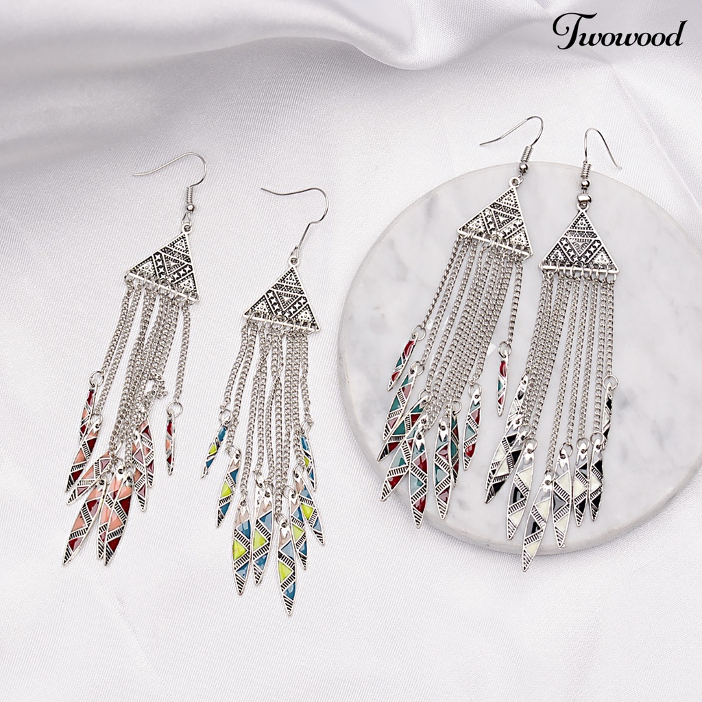 Twowood 1pasang Anting Lady Hook Rumbai Segitiga Panjang Vintage Drop Hook Earrings Untuk Pakaian Sehari-Hari