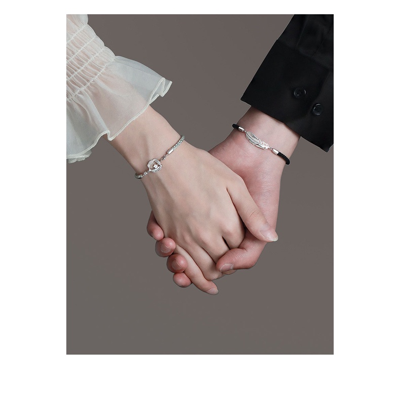 Gelang Couple Trendy &amp; Stylish - Aksesoris Keren untuk Pasangan Muda