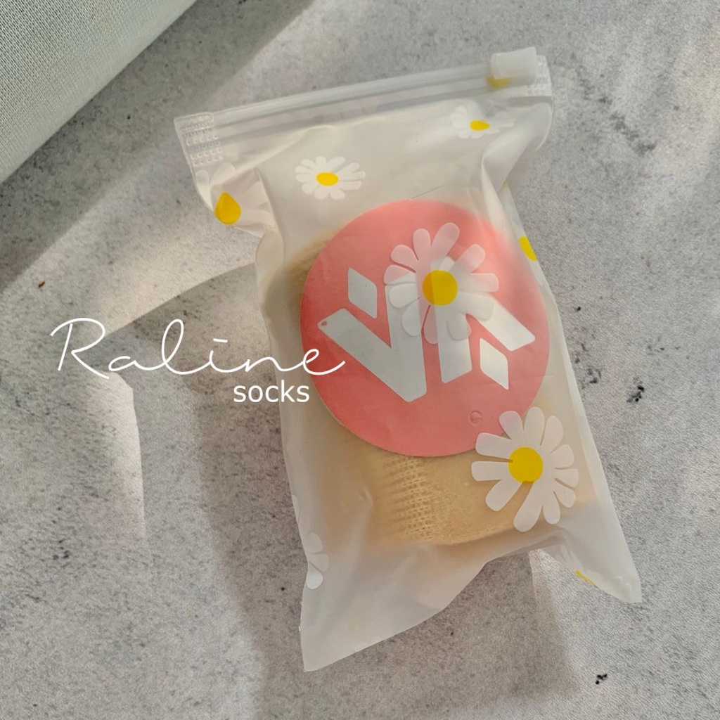 Raline Socks by Sevatu