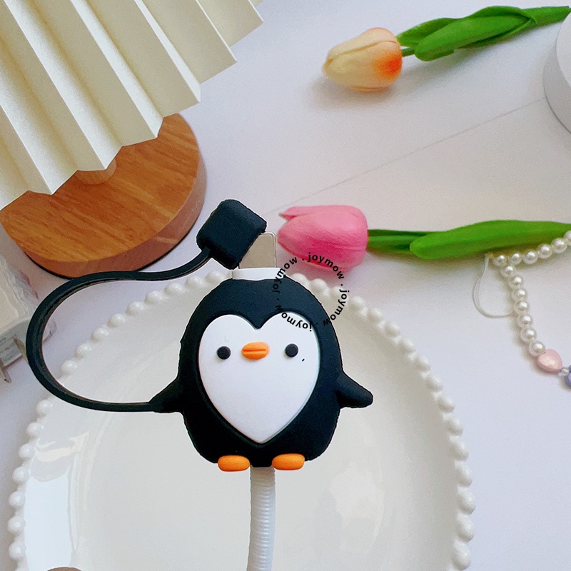 Cute Penguin Pelindung Kabel Penutup Kabel Cas Anti Putus Dengan Tutup Tahan Debu Untuk IP