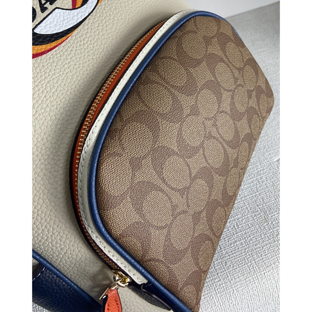 Coach Backpack With Signature Canvas Detailed And Coach stamp