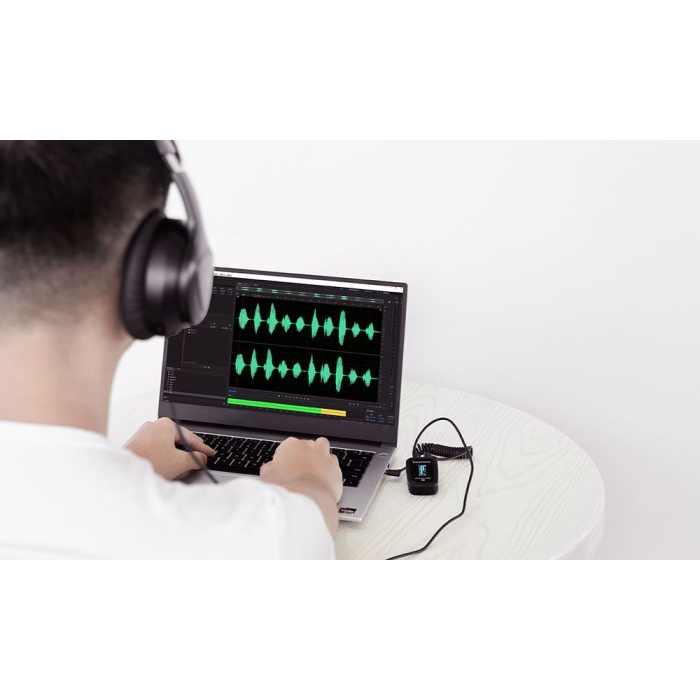 Saramonic Blink 500 Pro X Q1 Dual-Channel Wireless Microphone System