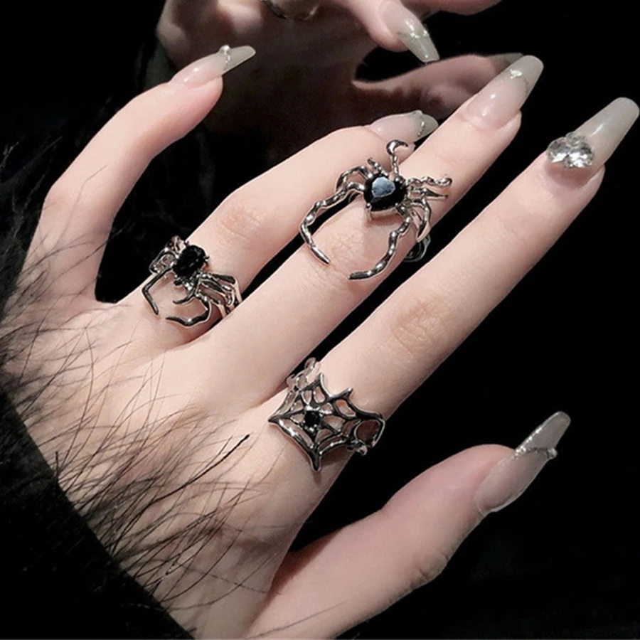 Gothic Irregular Spider Webs Ring/Kepribadian Pembukaan Spider Ring/Punk Gelap Hewan Hitam Kristal Rings/Vintage Perhiasan Serangga/Hip Hop Fashion Pesta Perhiasan