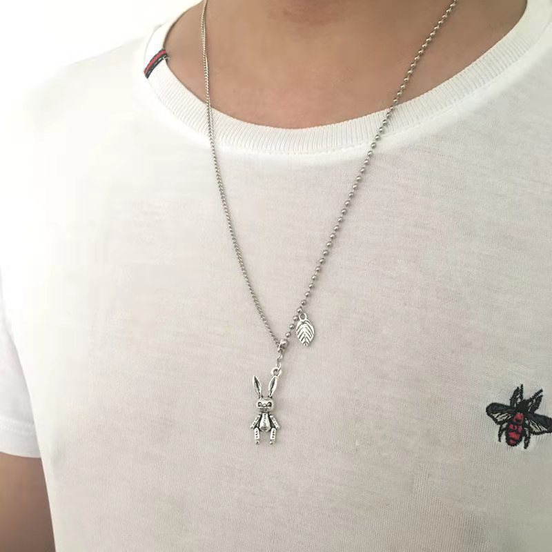 Versi Korea Influencer ins Kalung Gaya Harajuku Kelinci Gelap Beruang Liontin Hip Hop Tren Desain Gaya Keren Unik