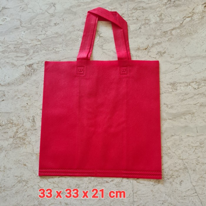 

[SC] SPUNBOND Merah POLOS SerbaGuna Ukuran 33x33x21 cm