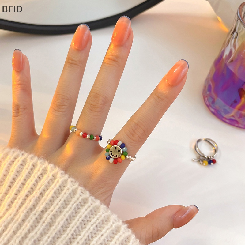 [BFID] Manik-manik Warna-Warni Smiley Elastis Manik-Manik Diy Cincin Gadis Ins Desain Niche Jari Telunjuk Cincin Pasang Perhiasan Wanita Lucu Cincin [ID]