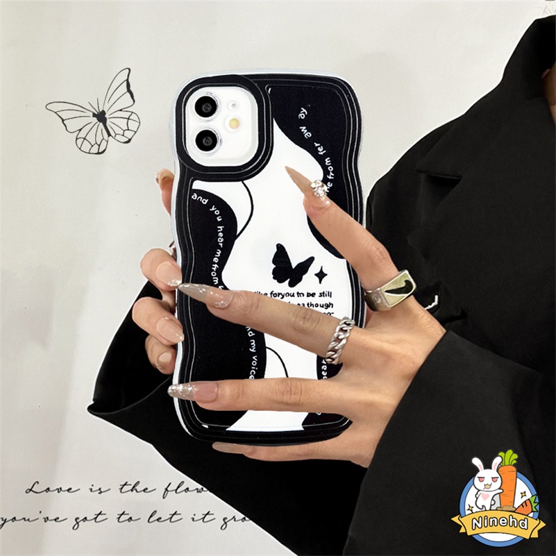 IPHONE Fashion Retro Fantasi Hitam Kupu-Kupu Bergelombang Tepi Casing Ponsel Kompatibel Untuk Iphone14 13 12 11 Pro Max X Xr Xs Max8 7 6 6s Plus SE Kamera Penuh Pelindung Shockproof Case Back Cover