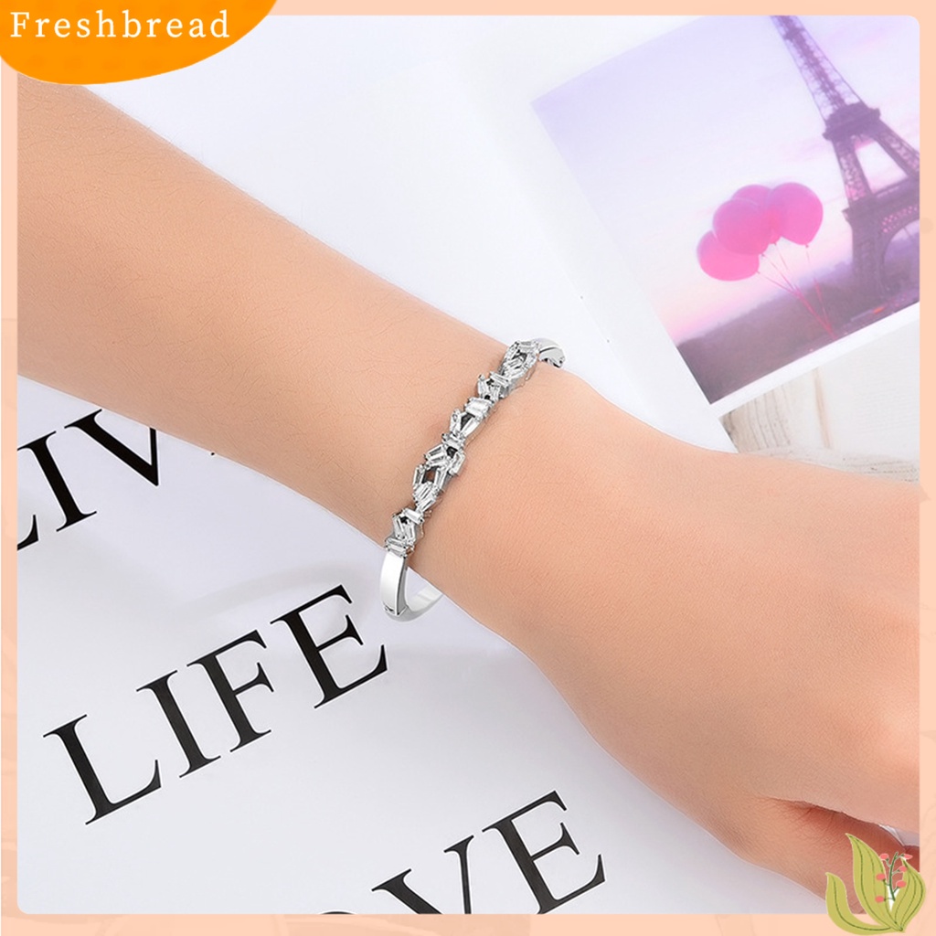 &lt; Freshbread &gt; Fashion Wanita Geometris Tidak Teratur 1baris Berlian Imitasi Dekorasi Bangle Gelang Wristlet