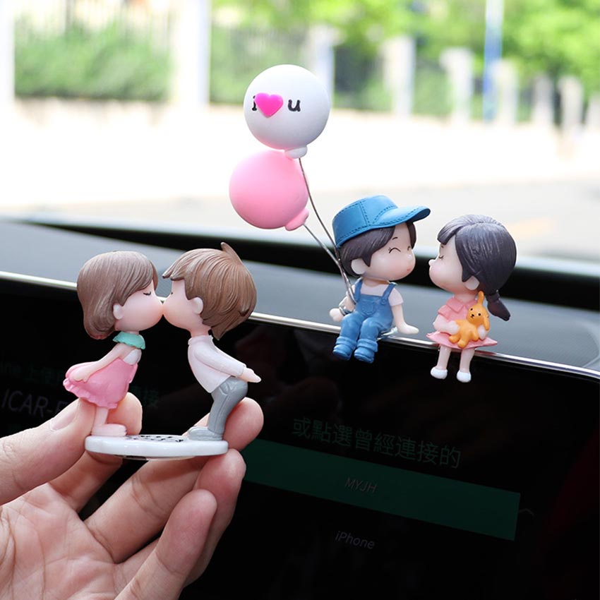 Miniatur Boneka Anak Laki-Laki / Perempuan model boneka couple imut lucu Untuk Dekorasi Interior Mobil