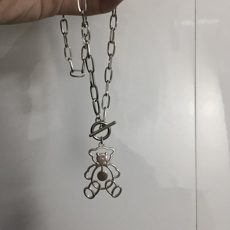 Hip Hop Retro Berongga Beruang Kalung Pasangan Disko Pria Wanita Liontin Korea ins Panjang Titanium Steel Necklace