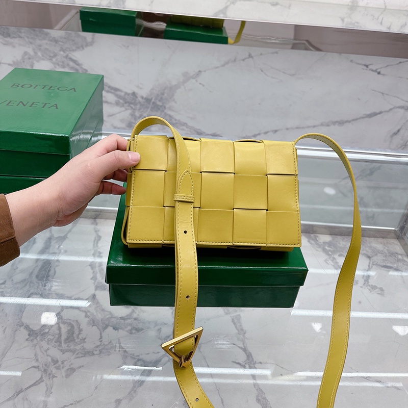 Original 2023 New (with Box) Bv Cassette Intrecio Woven Tofu Bag Women's Fashion Style Crossbody Bag