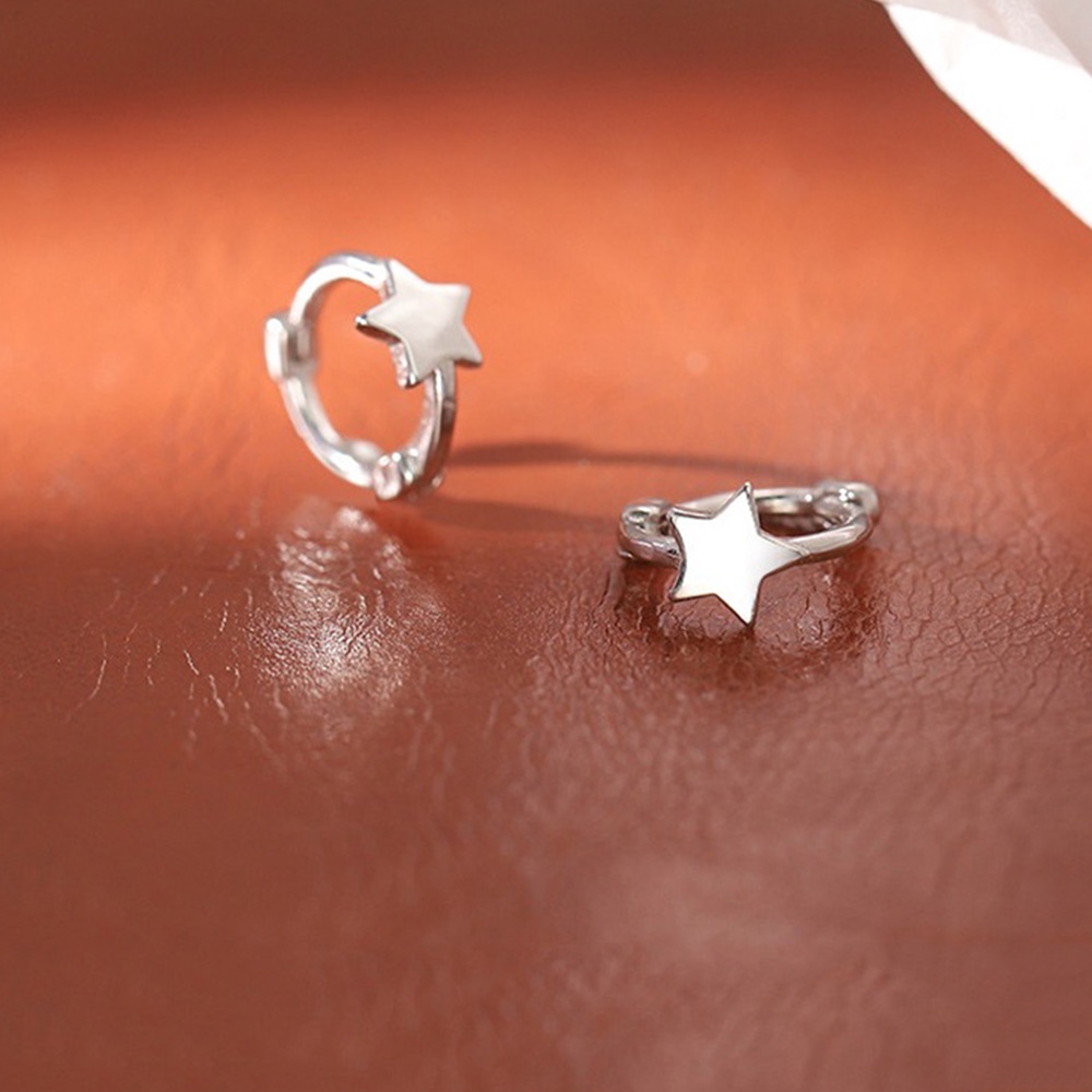 Anting Hoop Bintang Kecil Warna Silver Minimalis Lucu Untuk Wanita Perhiasan Geometris Ear Huggies
