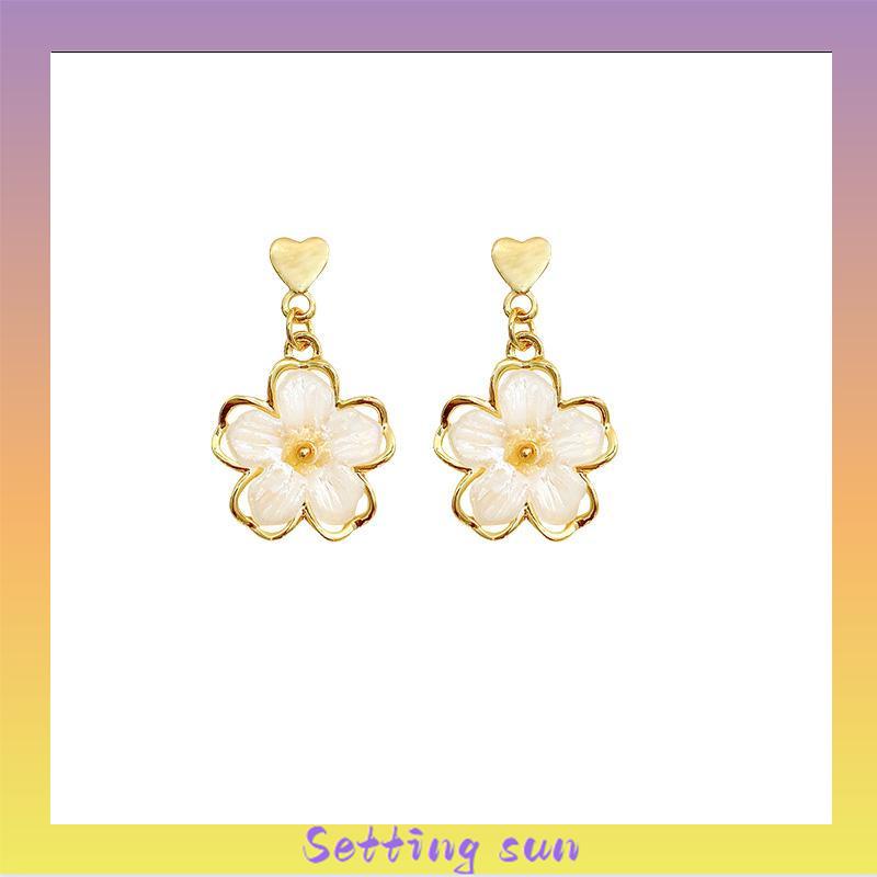Anting Stud Kristal Bunga Bahan Akrilik Fashion Korea Gaya Untuk Wanita TN