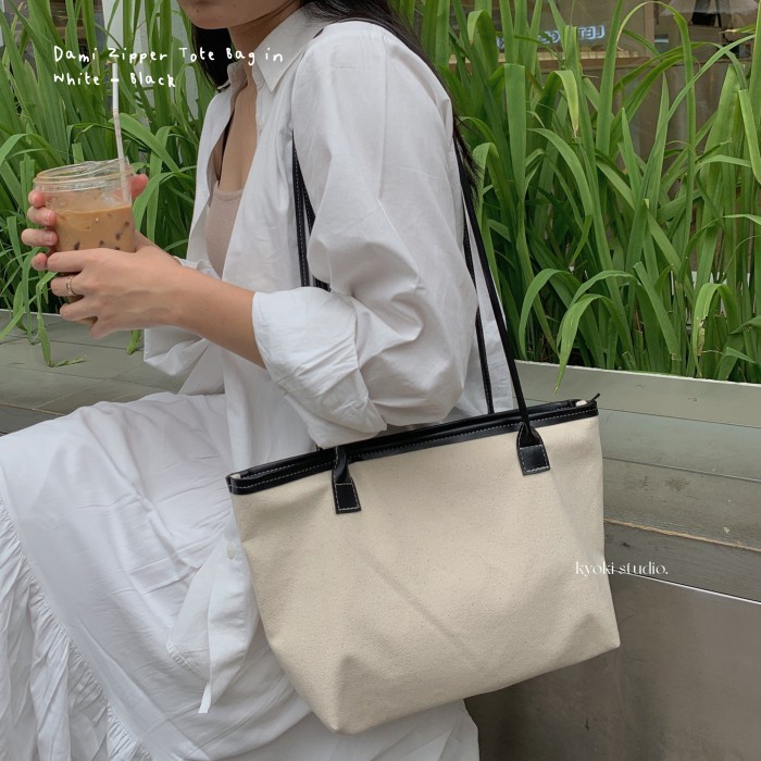 

TERMURAH Dami Zipper Closure Tote Bag - INS Korean Tote Bag - White, Strap Brown