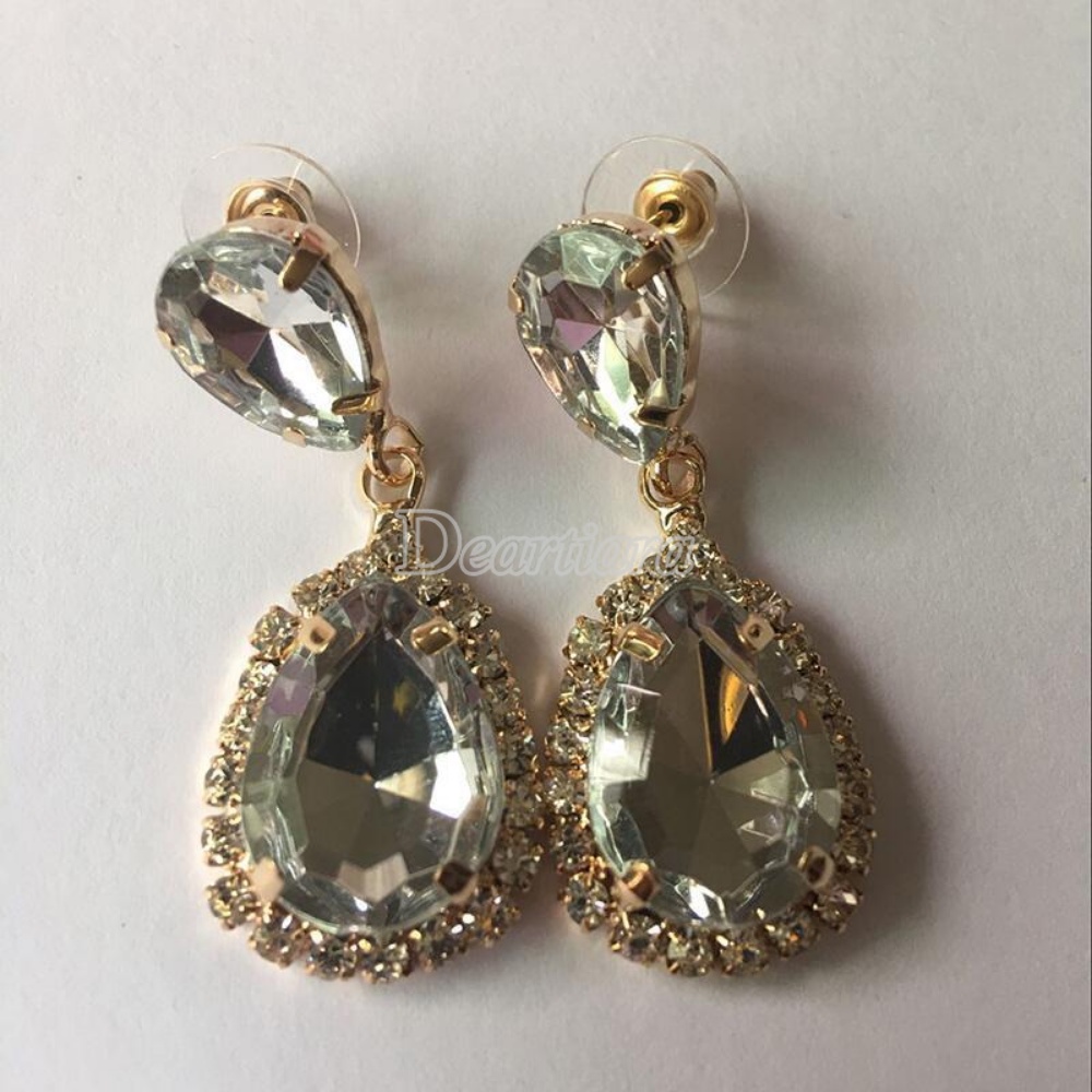 Anting Kristal Berkilau Fashion Untuk Aksesoris Wanita