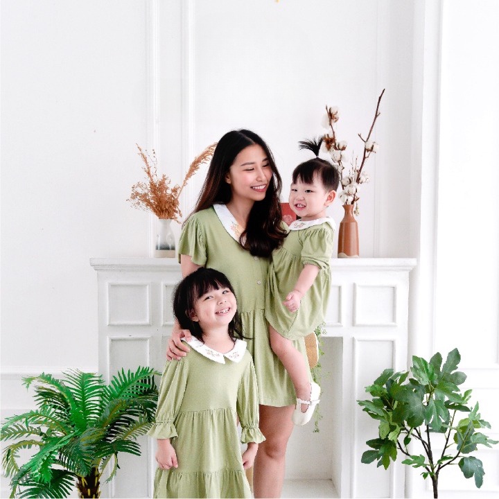 Cuit Mom Hanami Colar Dress | Dress Wanita