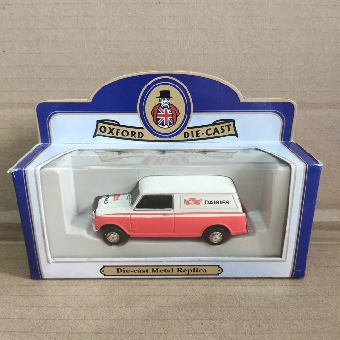 Oxford 1/43 Austin Morris Mini Panel Van Unigate Dairies Made in China