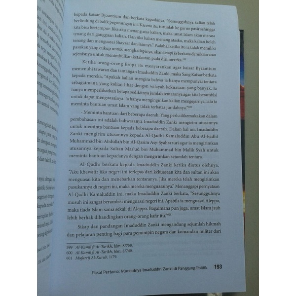 Bangkit &amp; Runtuhnya Daulah Zankiyah - Pustaka Al Kautsar