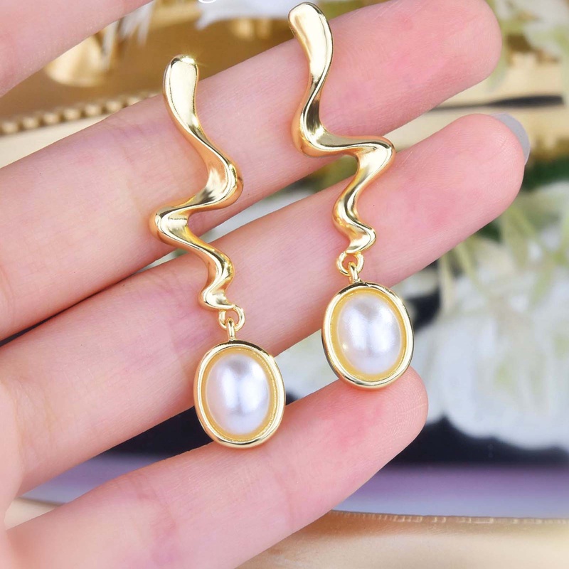 Perhiasan Anting Mutiara Kualitas Tinggi Potret Baru Ukir Warna Emas Drop Earring Untuk Wanita Hadiah Anniversary