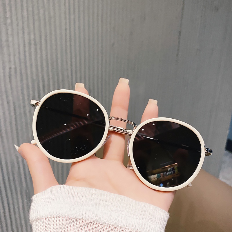 (YUZHU) Vintage Bingkai Bulat INS Gaya Kacamata Hitam Korea Fashion Bingkai Logam Kerai Sunglasses Untuk Wanita