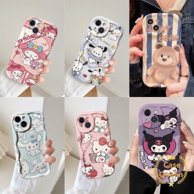 Kartun Melody Cinnamoroll 3D Wavy Curved Edge Case Kompatibel Untuk IPhone XR X XS Max 6 6S 8 7 Plus 11 13 14 12 Pro Max SE 2020 7Plus Kuromi Pochacc Hello Kitty Bear Stripe Cover