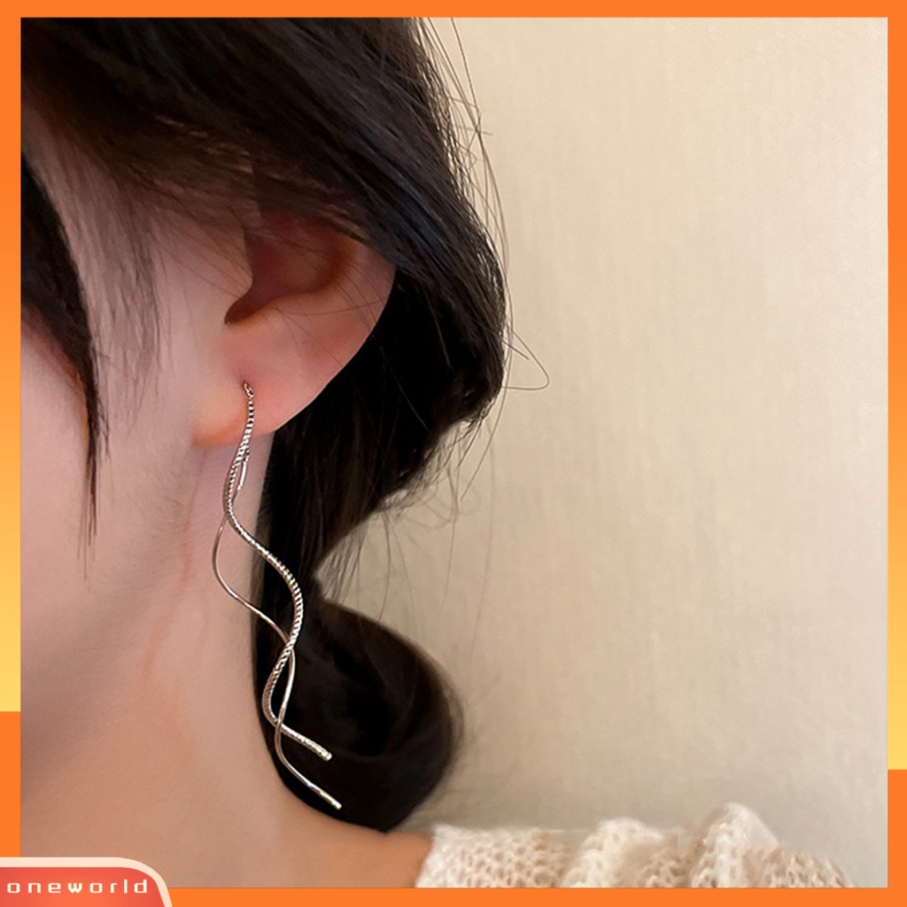 [WOD] 1pasang Drop Earrings Temperamen Panjang Rumbai Geometris Tipis Anti Luntur Hadiah Hias Wanita Garis Bergelombang Menjuntai Anting Perhiasan Fashion Untuk Pakaian Sehari-Hari