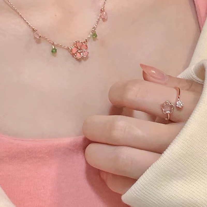 Ahellogirl Cherry Blossom Kalung Wanita Musim Panas Desain Sensasi Niche Liontin Kristal Bunga Merah Muda Mewah Manis Sangat Halus Rantai Klavikula