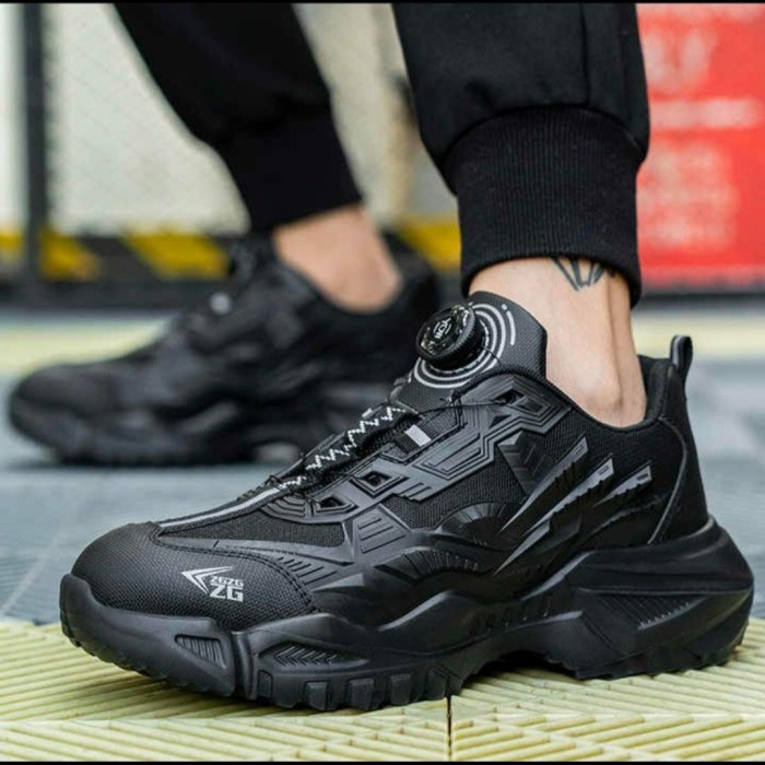 SAFETY SHOES SPORT QUICK LACE SYSTEM / SEPATU TALI PUTAR - 38