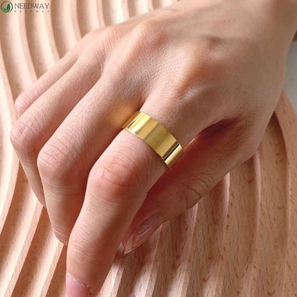 Needway Wanita Cincin Trendi Pasangan Sederhana Baja Titanium Emas Perhiasan Fashion