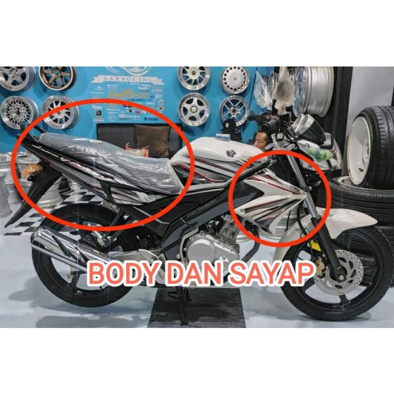 BODY COVER VIXION OLD LAMA 2011 PUTIH HITAM MERAH / BODY DAN SAYAP VIXION OLD 2012 PLUS STICKER