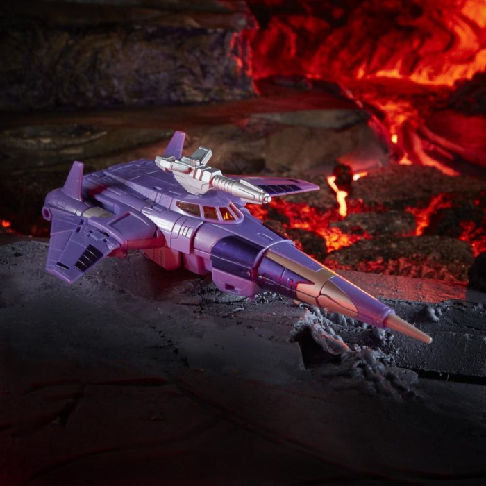 HASBRO, Transformers WFC Kingdom Voyager WFC-K9 Cyclonus