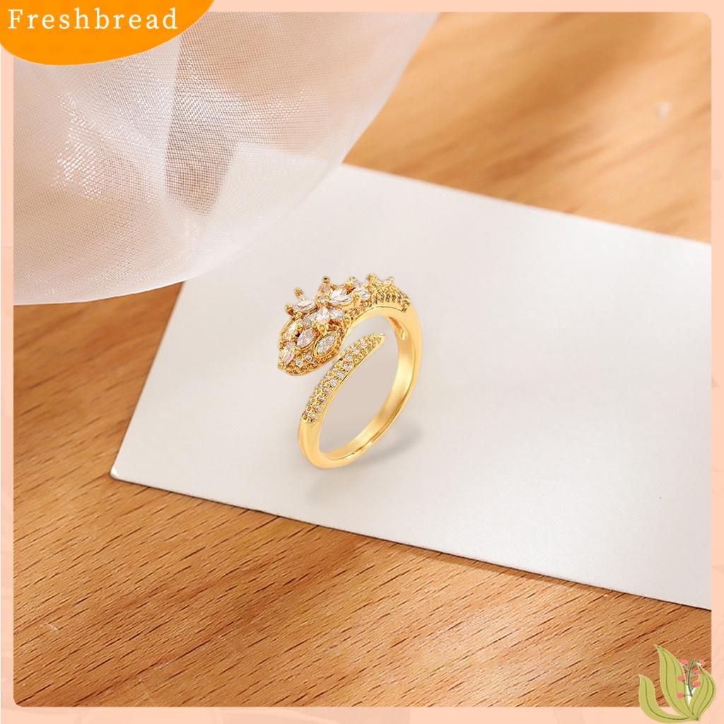 &lt; Freshbread &gt; Finger Band Golden plated Adjustable Opening Shiny Rhinestone Cubic Zirconia Dekorasi Anti Karat Wanita Perhiasan Mewah Cincin Tunangan Perhiasan Aksesoris
