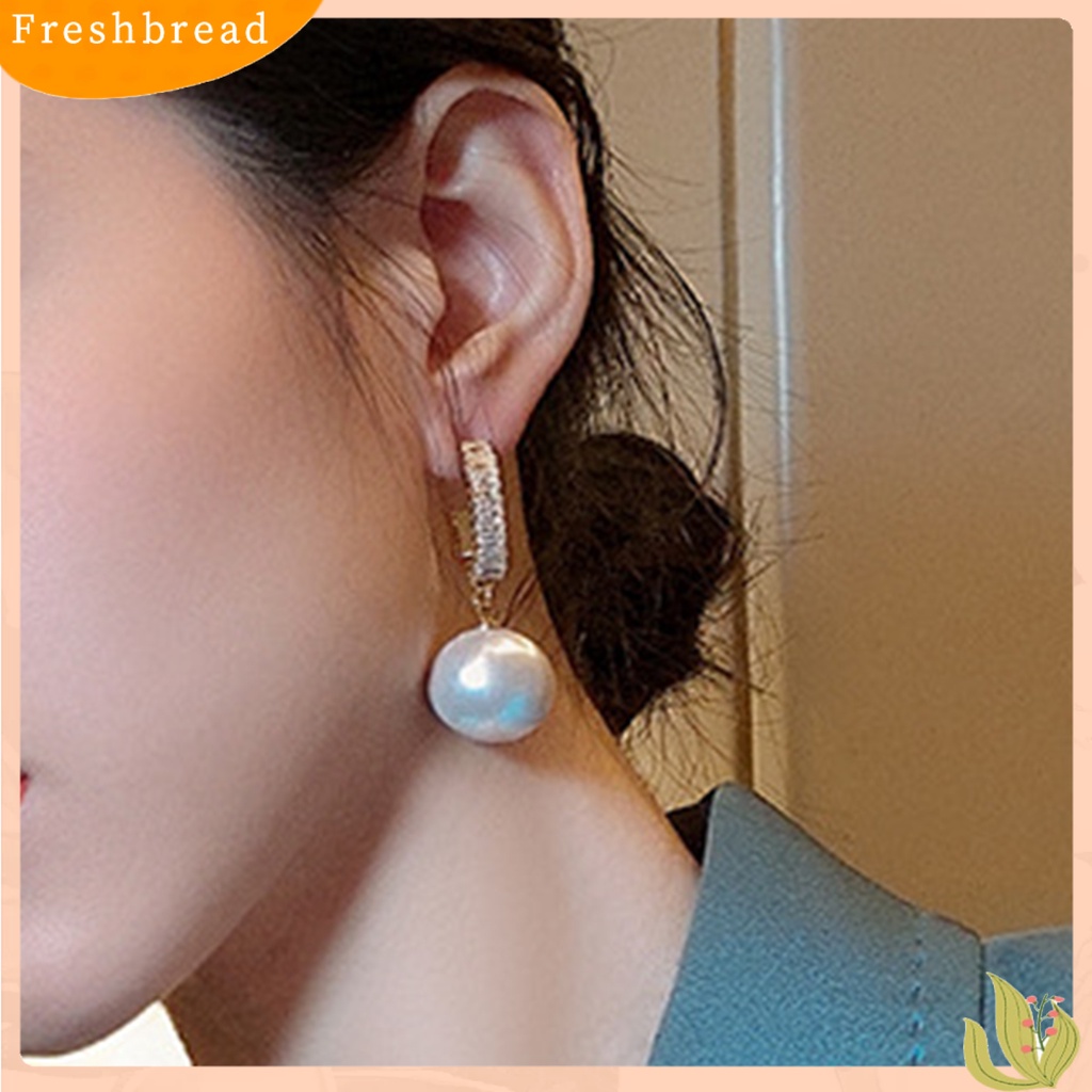 &lt; Freshbread &gt; 1pasang Anting Menjuntai Kubik Zirkon Tindik Fashion Korea Mutiara Imitasi Wanita Besar Liontin Menjuntai Earrings Untuk Pesta