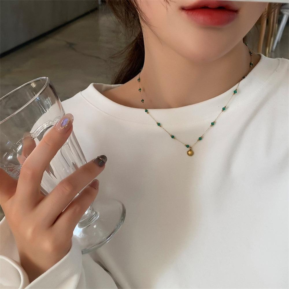 Needway  Wanita Kalung Trendi Manik Pesta Menawan Retro Hijau Gaya Korea Necklace