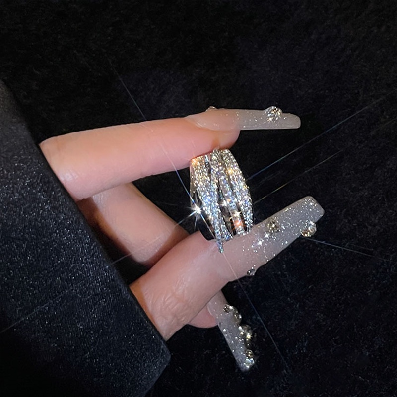 Gaya Baru Berlian Imitasi Berliku Niche Unik High-End Cahaya Mewah Adjustable Open Ring