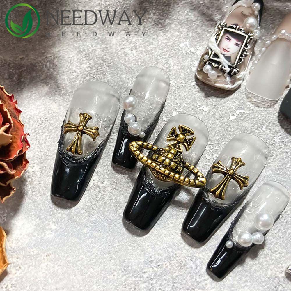 Needway   3D Dekorasi Kuku Fashion Menawan Gagak Hati Gaya Tua Gaya Punk Retro DIY Nail Art Ornamen