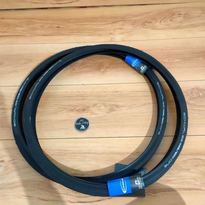 ban luar SCHWALBE ONE 20 451 hitam 20 x 1 1/8