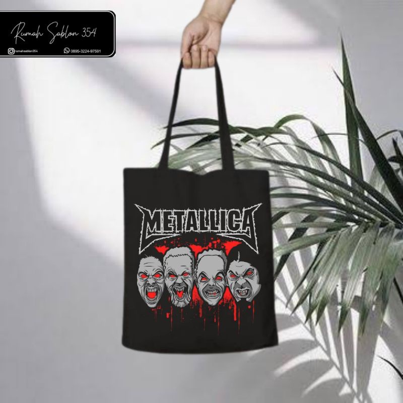 TOTE BAG METALLICA – PERSONIL BLOODS / TOTEBAG RESLETING HITAM / TOTEBAG BAND METAL / TAS JINJING / 