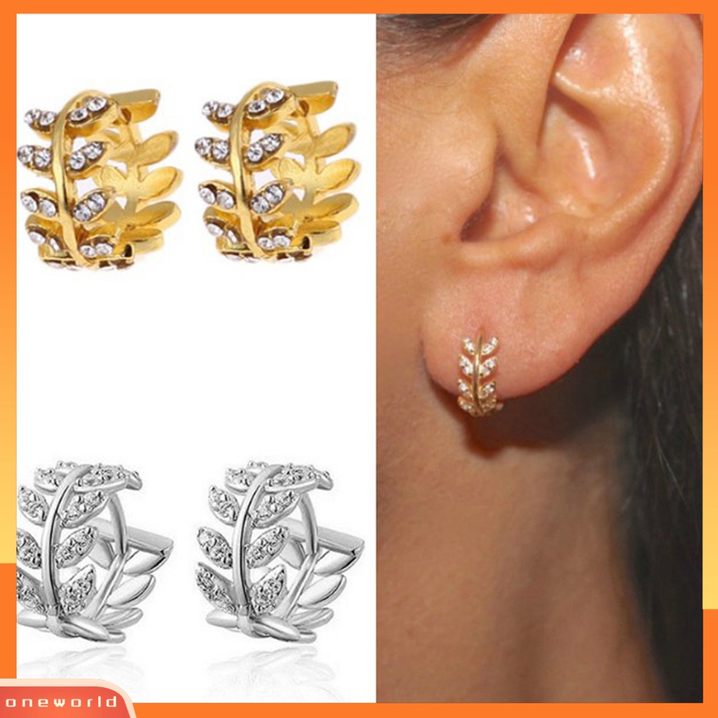 [WOD] 1pasang Huggie Earrings Tahan Korupsi Kelengketan Besar Warna Kontras Bentuk Daun Pesta Bulat Huggie Earrings Perhiasan Wanita