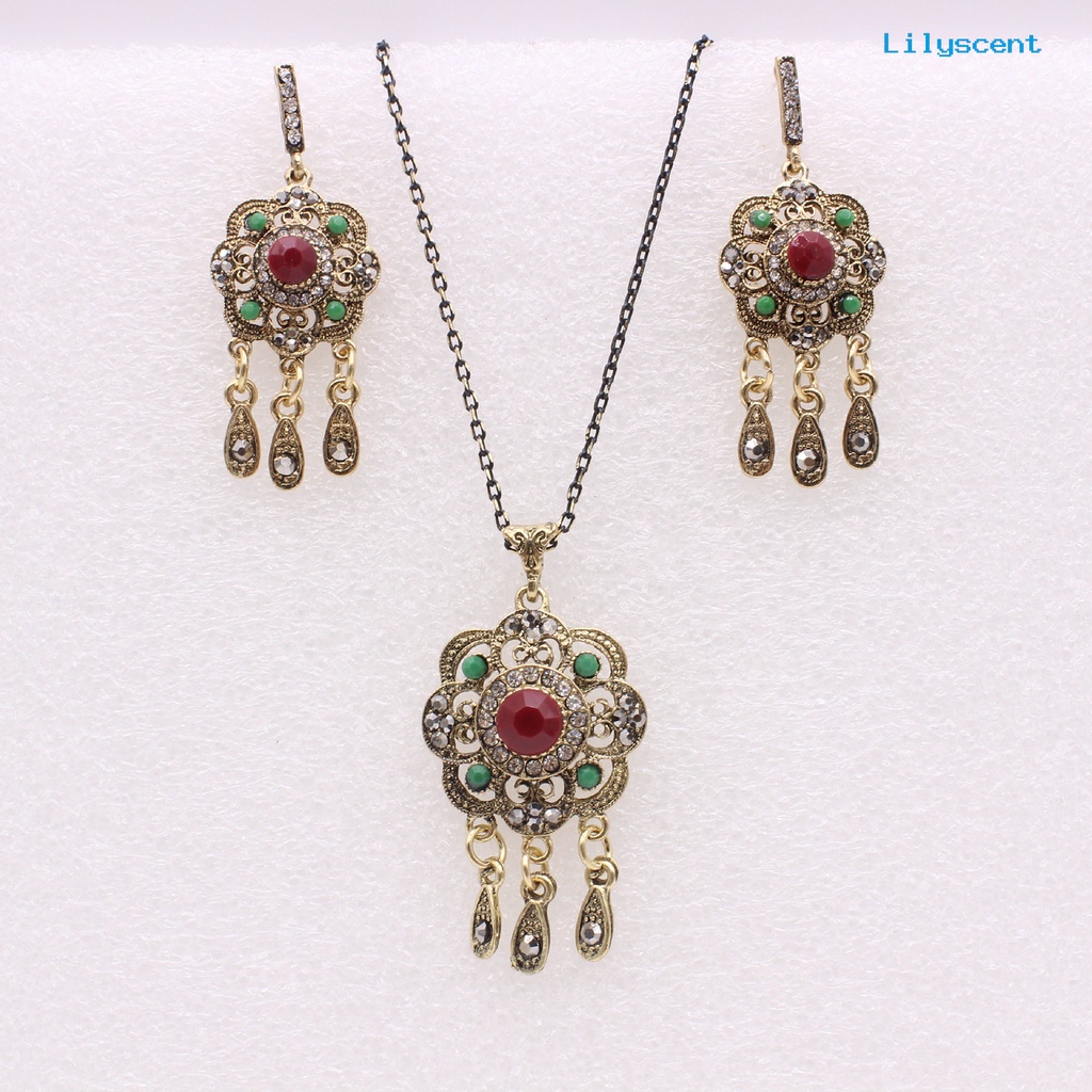 [LS]1 Set Wanita Kalung Gaya Etnik Berlian Imitasi Berongga Tetesan Air Jumbai Bohemian Retro Klavikula Kalung Stud Anting Kit Fashion Perhiasan