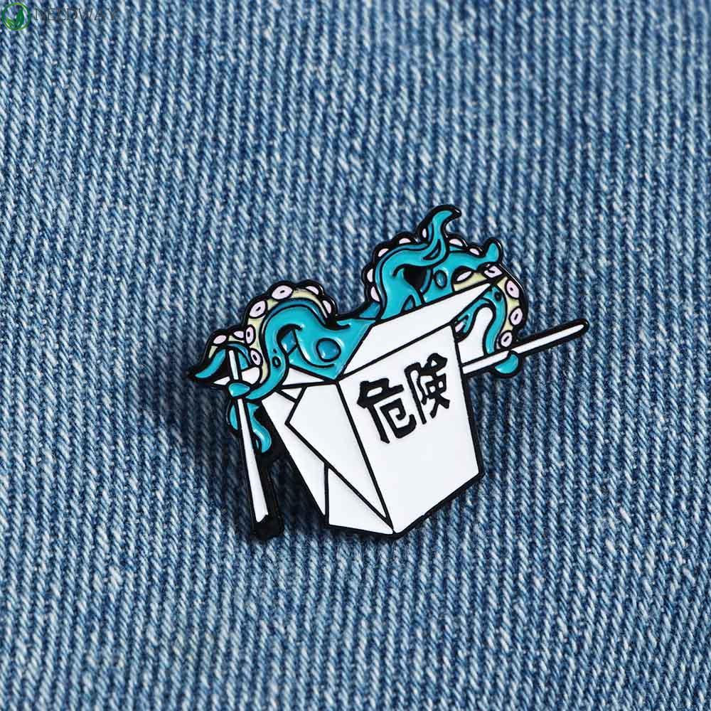 NEEDWAY Gurita Bros Ransel Kartun Gurita Takeout Aksesoris Perhiasan Kerah Brooch Karton Enamel Pin