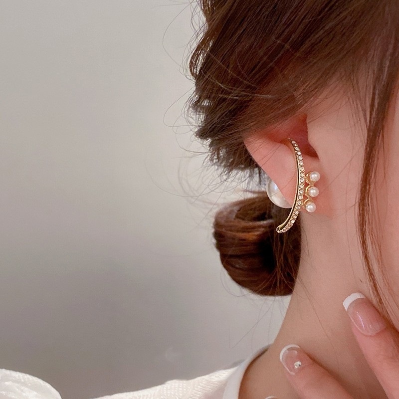 Anting Mutiara Bertabur Berlian Berbentuk Busur Untuk Desain niche Perempuan Populer2023An Anting high-end Mewah Ringan