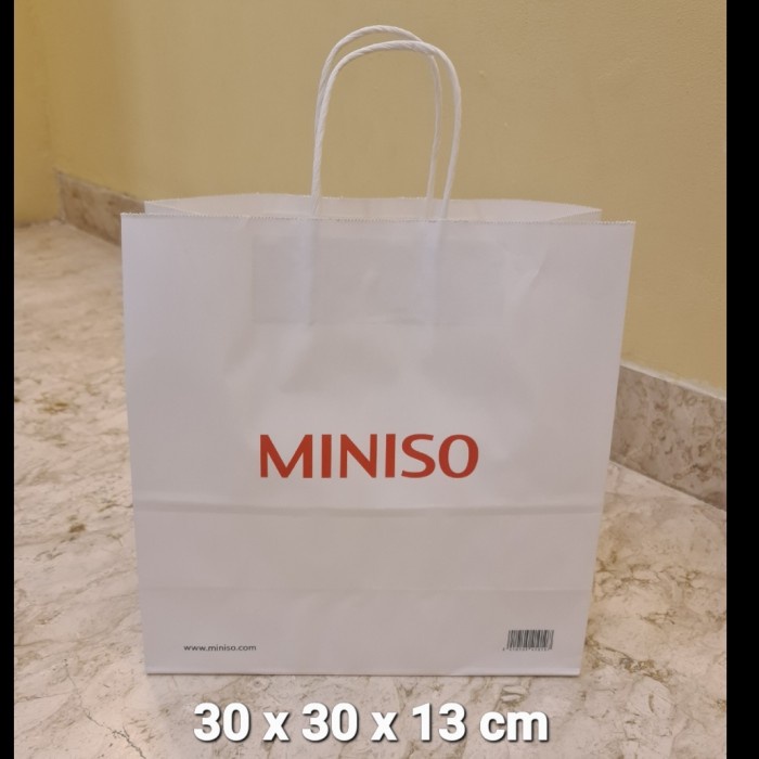 

[SC] Paperbag MINISHO 30 X 30 X 13 Cm Authentic (Medium)