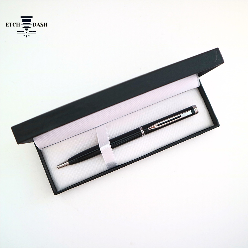 

HJK Pulpen Promosi Custom Free Cetak Nama Dan Logo Pulpen Souvenir Merchandise - Exclusive Pen